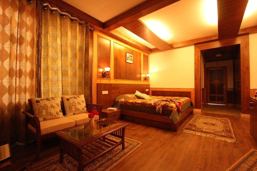 Vivaan The Sunrise Resort Manāli Oda fotoğraf